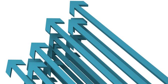 Muchas flechas azules apuntando hacia arriba