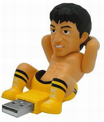 Vemos un figura de plastico de un boxeador haciendo ejercicio